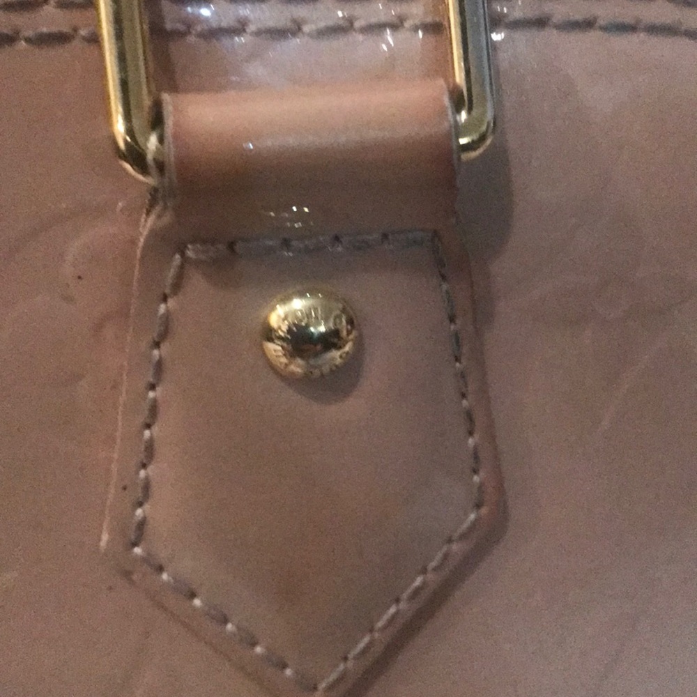 Authentic Louis Vuitton Purse!! - image 5